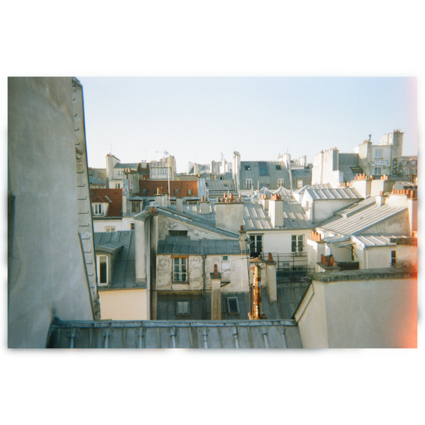 ARGENTIQUE - DÉDALE DE TOITS 2